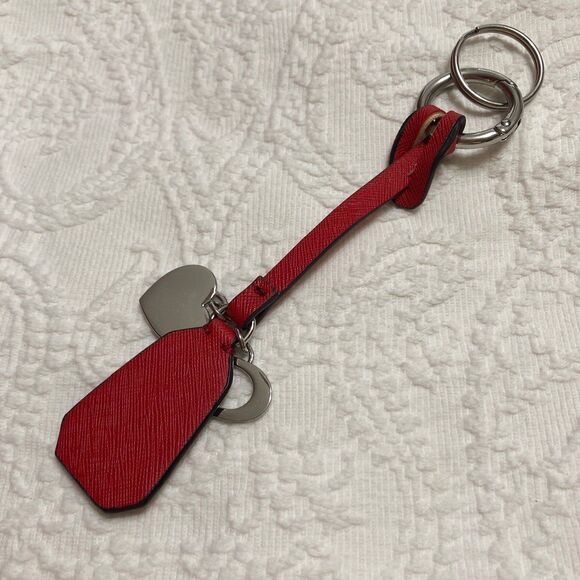Keychain GUESS Red and Silver Tone Keychain with Guess Logo - Picture 4 of 5